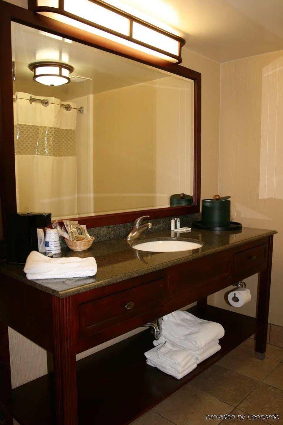 Hampton Inn Fishkill Eksteriør billede